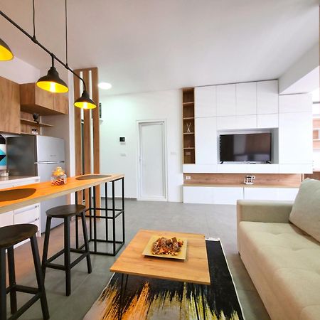 Urban Hostel & Apartments سكوبجي المظهر الخارجي الصورة