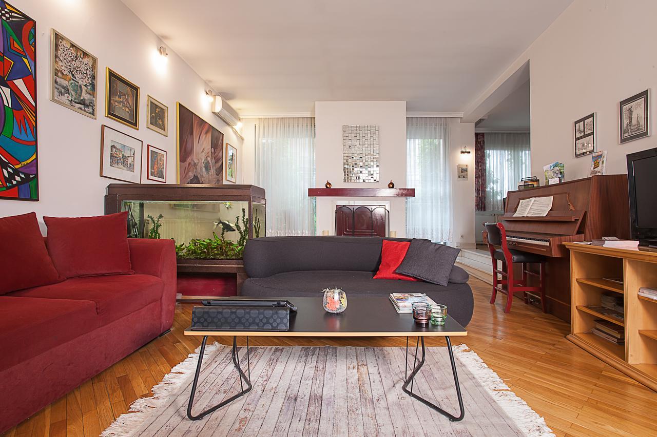 Urban Hostel & Apartments سكوبجي المظهر الخارجي الصورة