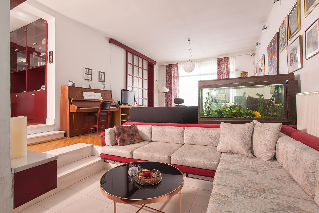 Urban Hostel & Apartments سكوبجي المظهر الخارجي الصورة