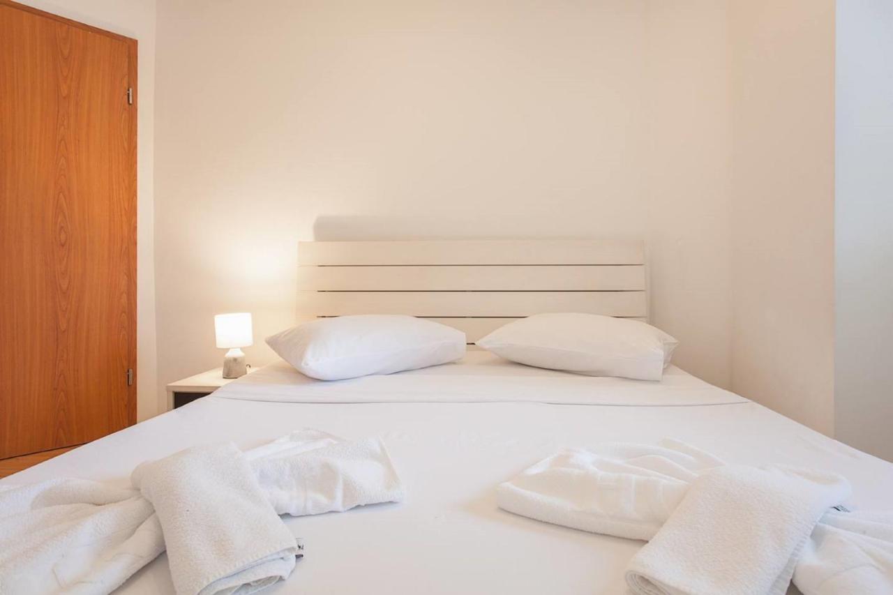 Urban Hostel & Apartments سكوبجي المظهر الخارجي الصورة